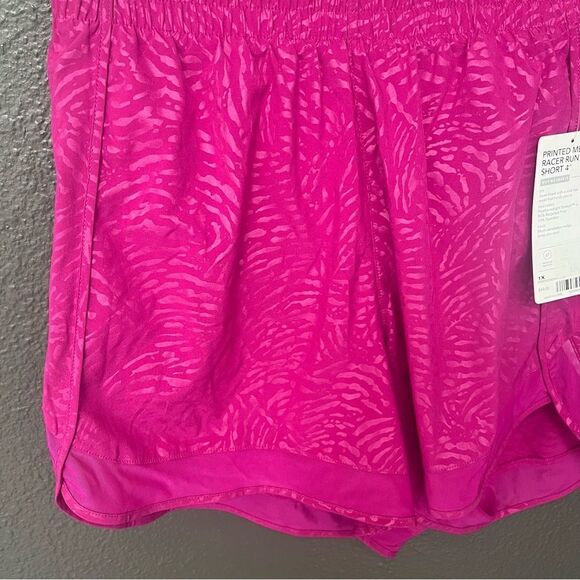 Athleta Printed Mesh Racer Run 4” shorts - Picture 8 of 13